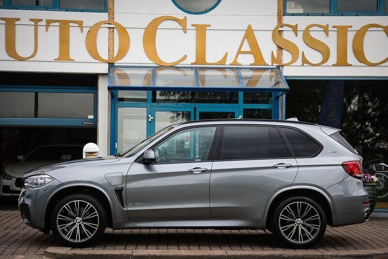 Grå metallic Begagnad 2018 BMW X5 M Sport SUV | 379 000 kr (Lite dyr) - Bild 1/4