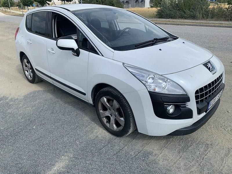 Vit Begagnad 2010 Peugeot 3008 Kombi | 36 000 kr (Bra pris) - Bild 1/4