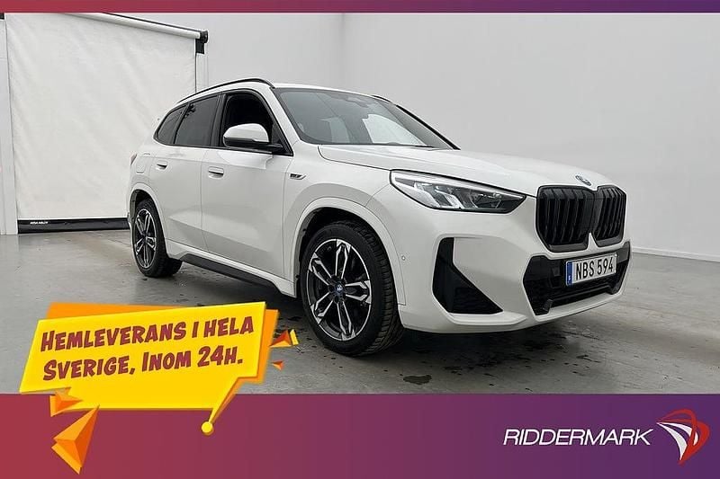 Vit Begagnad 2022 BMW X1 Shadowline SUV | 438 990 kr (Marknadspris) - Bild 1/3