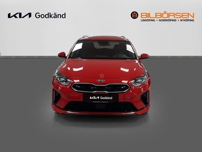Begagnad Kia Ceed Sportswagon Advance 105 HK (77 kW) 2020 Röd Kombi