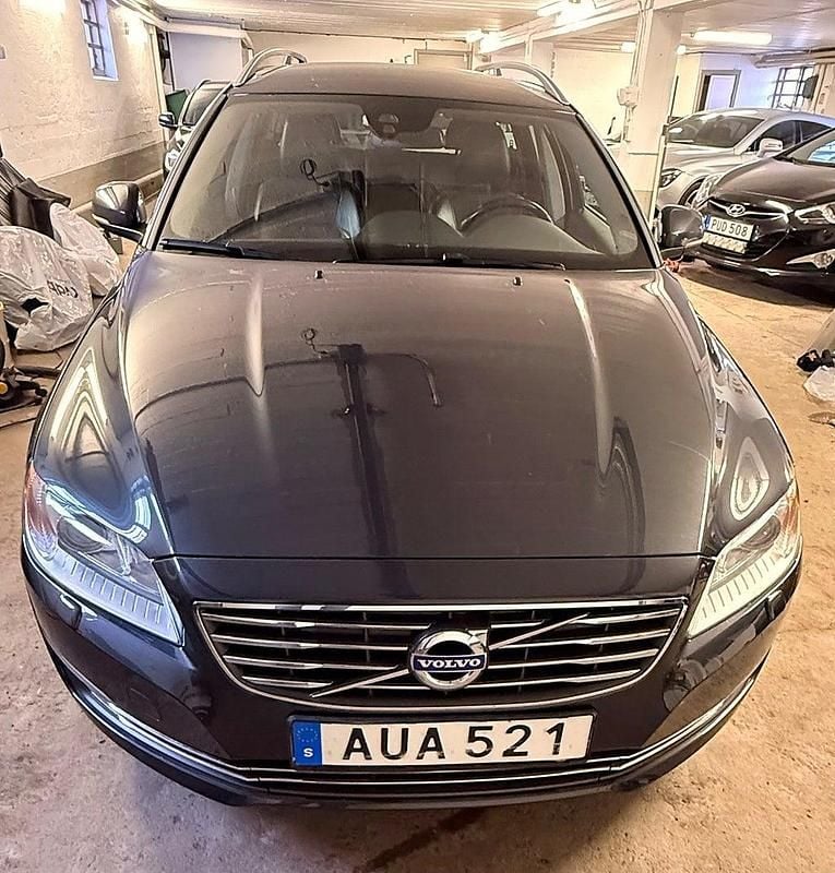 Begagnad Volvo V70 Summum 116 HK (85 kW) 2014 Grå Kombi