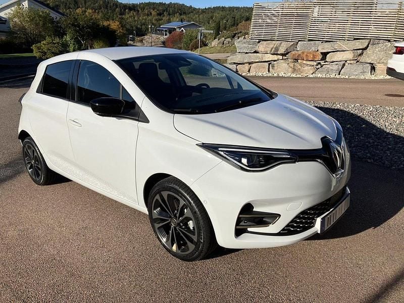 Vit Begagnad 2023 Renault Zoe Halvkombi | 229 000 kr (Dyr) - Bild 1/1