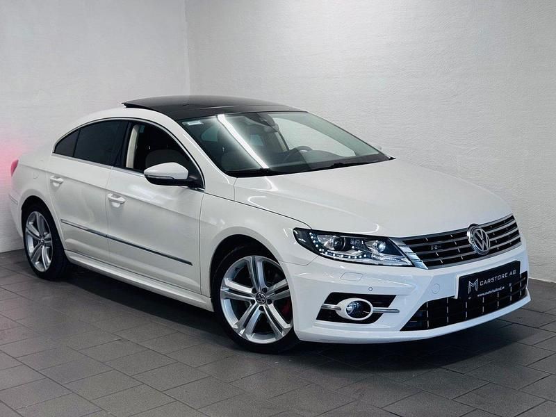 Vit Begagnad 2015 VW CC Sedan | 169 900 kr (Lite dyr) - Bild 1/4