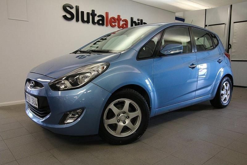 Ljusblå Begagnad 2010 Hyundai ix20 Minibuss | 84 898 kr (Marknadspris) - Bild 1/4