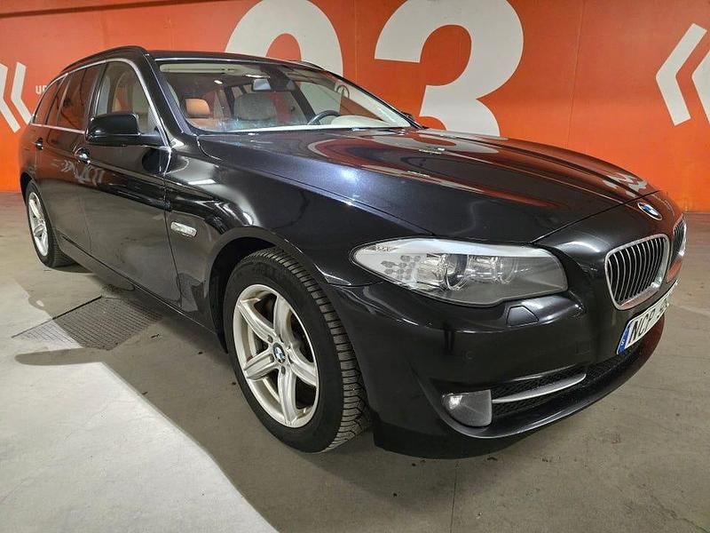 Begagnad 2013 BMW 530 Kombi | 95 000 kr (Bra pris) - Bild 1/4