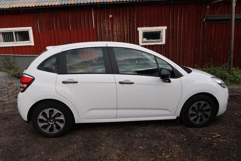 Vit Begagnad 2014 Citroën C3 Halvkombi | 38 500 kr (Bra pris) - Bild 1/4