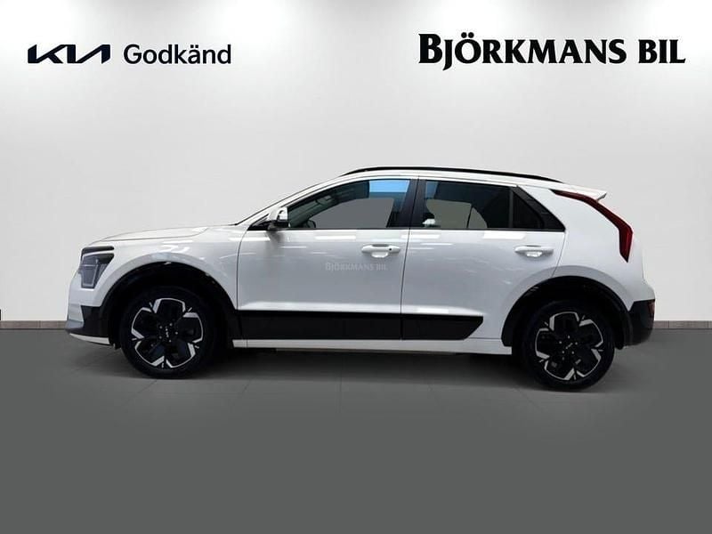 Begagnad Kia e-Niro 150 kW (204 HK) 2022 Vit SUV