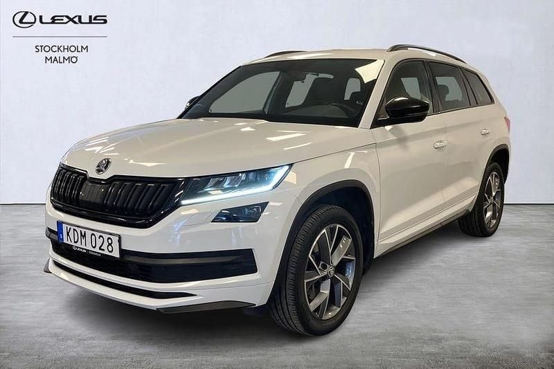 Vit Begagnad 2018 Skoda Kodiaq SportLine SUV | 264 900 kr (Marknadspris) - Bild 1/4