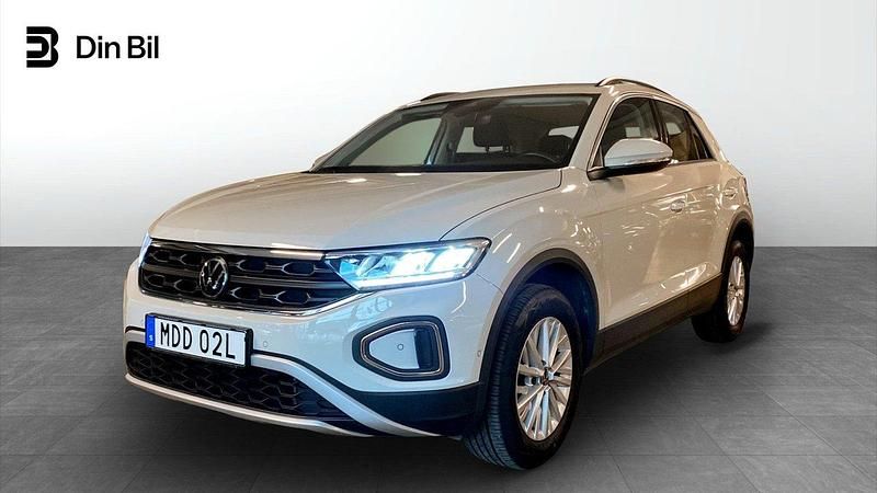 Grå Begagnad 2022 VW T-Roc Life SUV | 289 900 kr (Marknadspris) - Bild 1/4