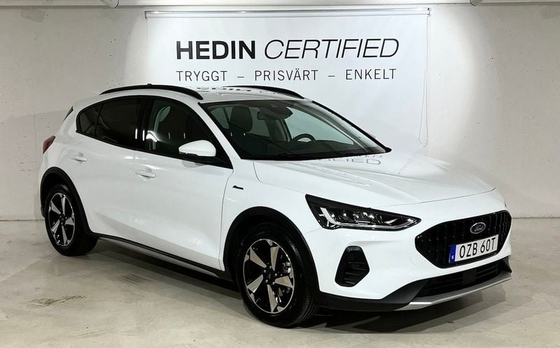 Begagnad Ford Focus Active 125 HK (91 kW) 2023 Vit Halvkombi