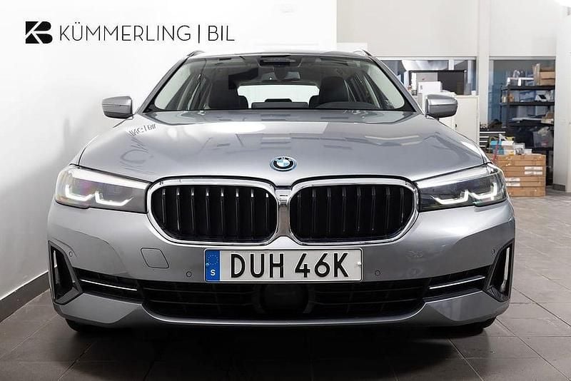 Begagnad BMW 530e 184 HK (135 kW) 2022 Grå Kombi