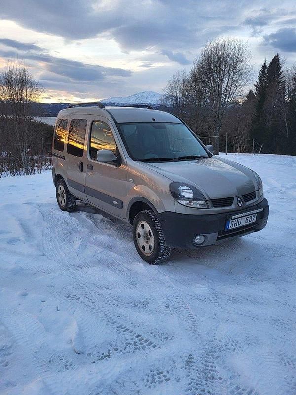 Grå Begagnad 2006 Renault Kangoo Minibuss | 52 000 kr - Bild 1/4