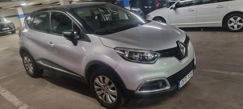 Begagnad 2017 Renault Captur SUV | 95 000 kr (Marknadspris) - Bild 1/2
