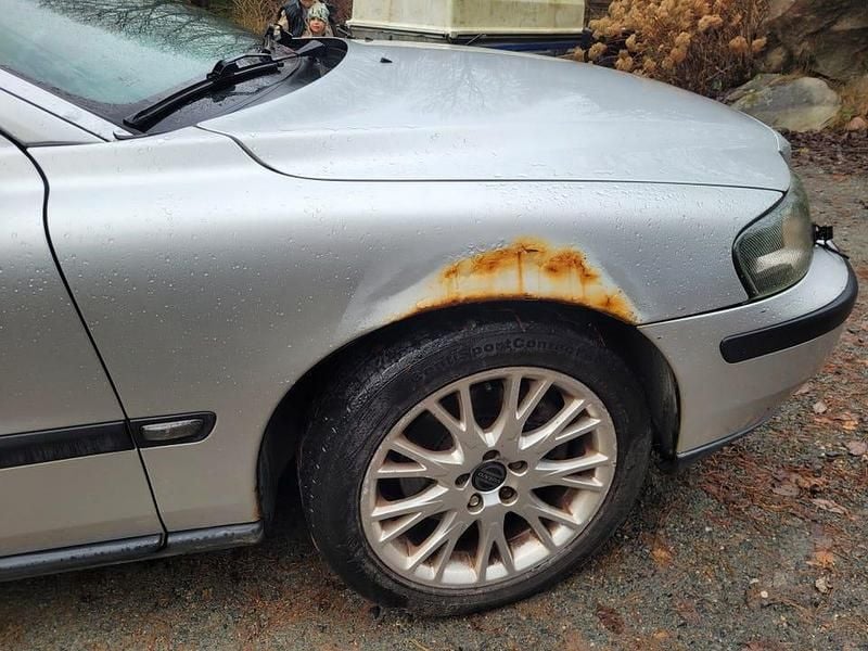 Begagnad 2004 Volvo V70 Kombi | 12 000 kr (Bra pris) - Bild 1/4