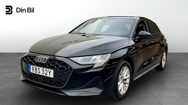 Brilliantsvart Begagnad 2025 Audi A3 Proline | 299 000 kr (Lite dyr) - Bild 1/4