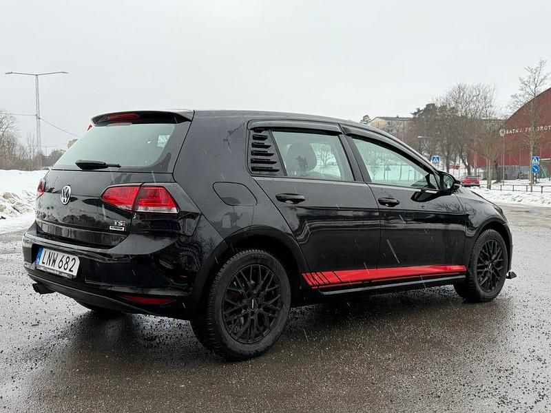 Begagnad VW Golf VII 122 HK (89 kW) 2015