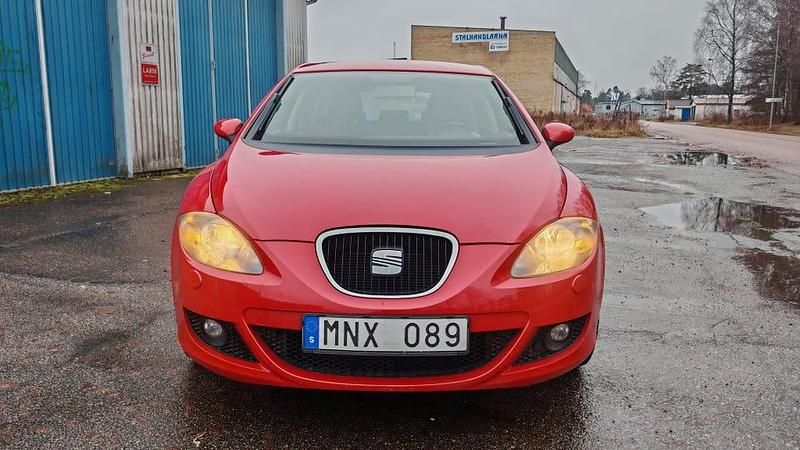 Begagnad 2009 Seat Leon Halvkombi | 39 900 kr (Superpris) - Bild 1/4