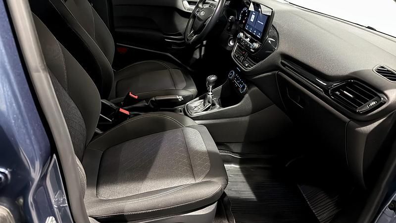 Begagnad Ford Fiesta Active 101 HK (74 kW) 2019 Blå Halvkombi