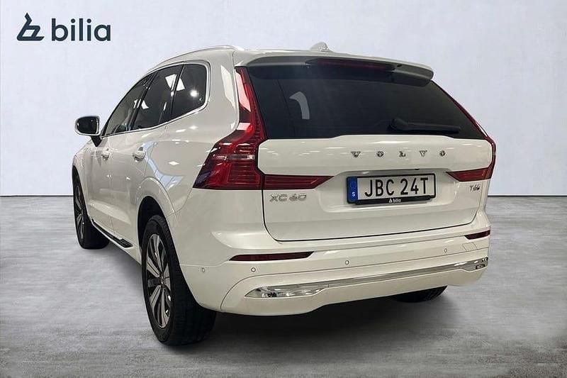 Begagnad Volvo XC60 Plus 355 HK (261 kW) 2025 Vit SUV