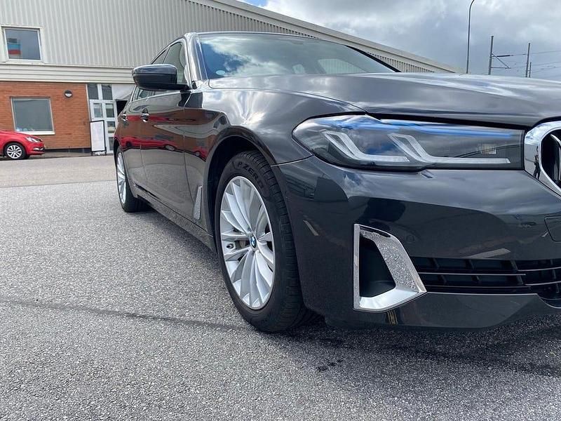 Begagnad BMW 530 292 HK (214 kW) 2021 Grå Sedan