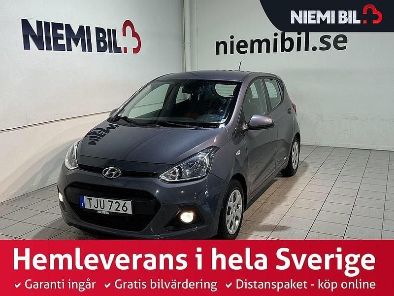 Mörkgrå Begagnad 2014 Hyundai i10 Comfort Halvkombi | 94 900 kr (Lite dyr) - Bild 1/3
