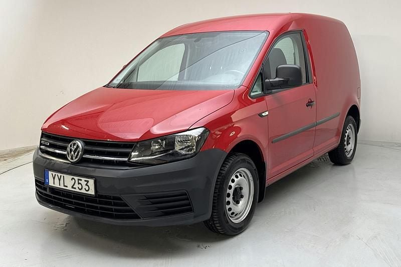 Röd Begagnad 2018 VW Caddy Minibuss | 89 000 kr (Bra pris) - Bild 1/4