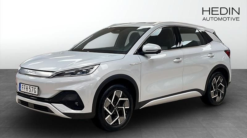 Vit Begagnad 2023 BYD Atto 3 Comfort SUV | 289 900 kr (Marknadspris) - Bild 1/4