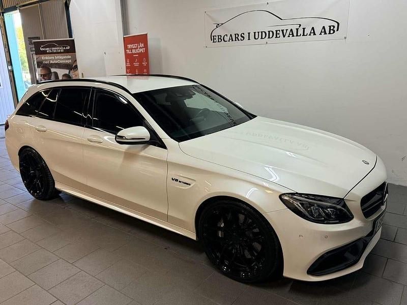 Begagnad Mercedes C63 AMG AMG 476 HK (350 kW) 2017 Vit Kombi