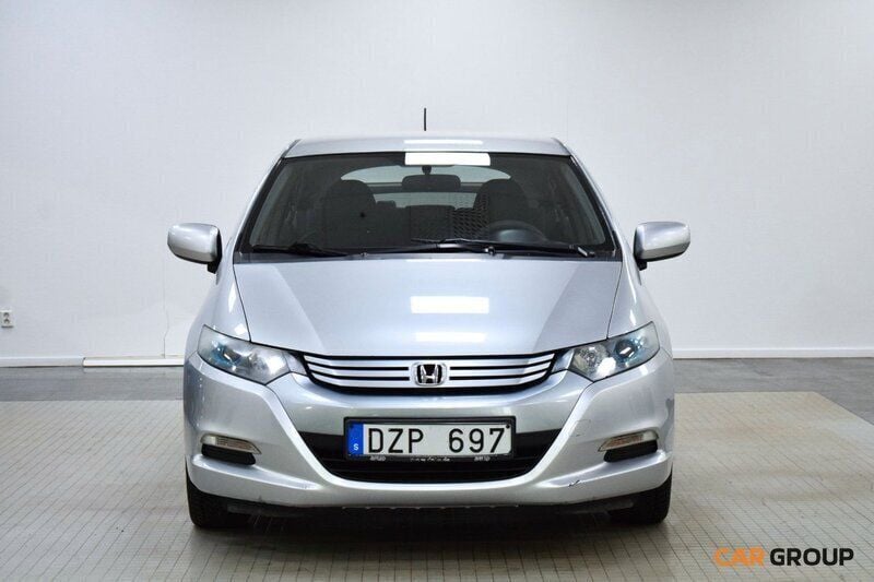 Grå Begagnad 2010 Honda Insight Halvkombi | 78 900 kr - Bild 1/4