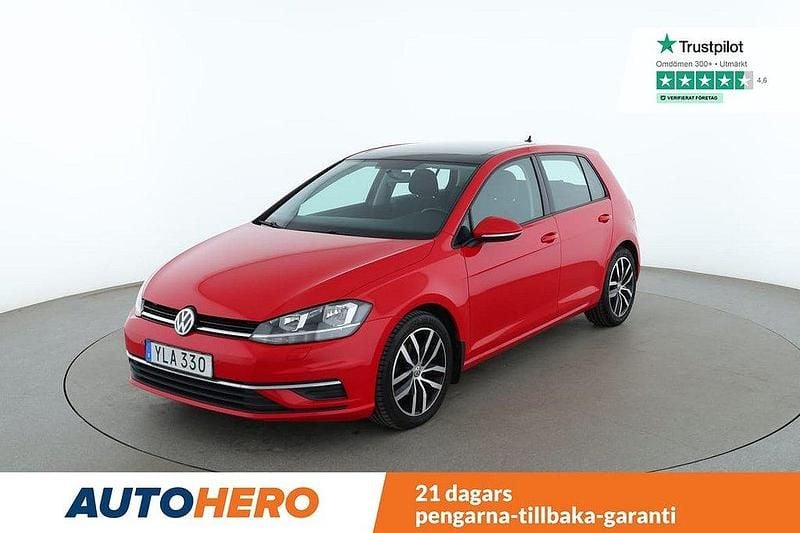 Röd Begagnad 2017 VW Golf VII Halvkombi | 124 000 kr (Bra pris) - Bild 1/4
