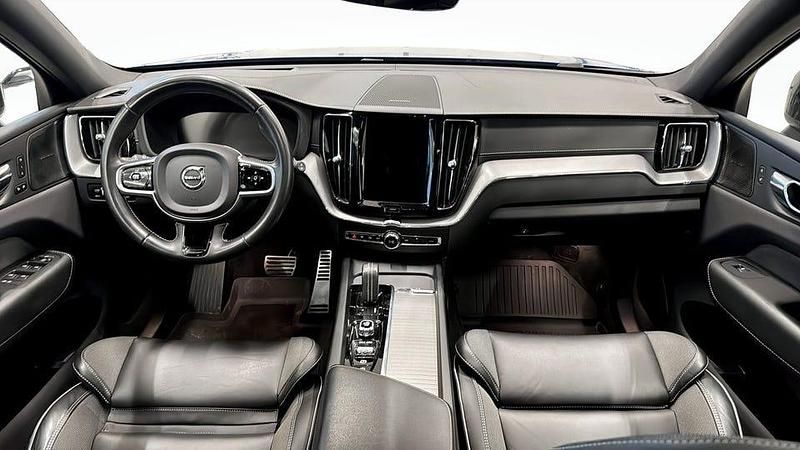 Begagnad Volvo XC60 R-Design 392 HK (288 kW) 2021 Blå SUV