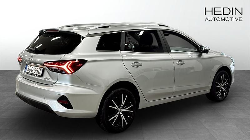 Begagnad MG MG5 EV 114 kW (156 HK) 2022 Silver Kombi