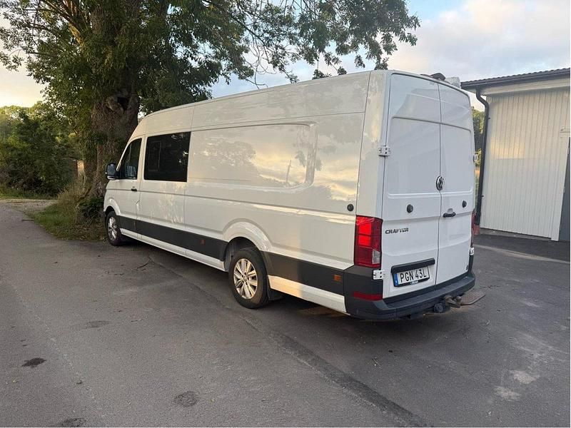 Vit Begagnad 2020 VW Crafter Van | 570 000 kr - Bild 1/4