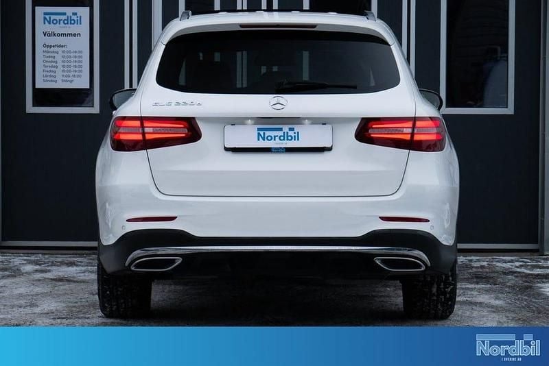 Begagnad Mercedes GLC220 AMG 170 HK (125 kW) 2018 Vit SUV