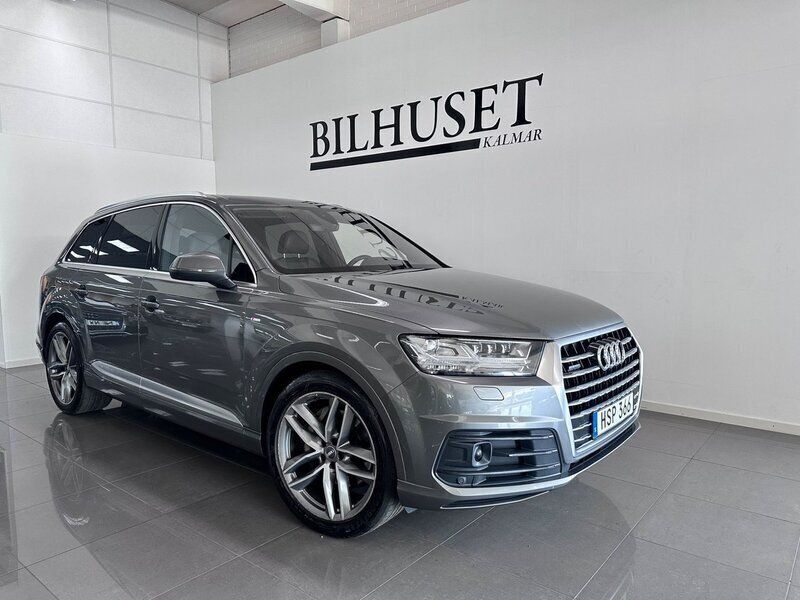Grå Begagnad 2015 Audi Q7 S-Line SUV | 359 900 kr (Dyr) - Bild 1/4