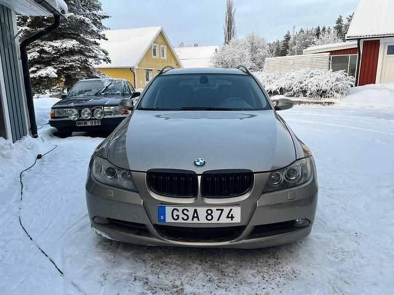 Begagnad 2008 BMW 325 Kombi | 53 000 kr (Bra pris) - Bild 1/4