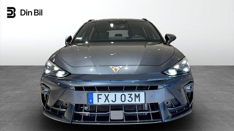 Begagnad Cupra Leon 150 HK (110 kW) 2024 Mörkgrå Kombi