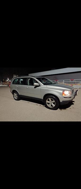 Begagnad 2008 Volvo XC90 SUV | 46 000 kr (Bra pris) - Bild 1/3