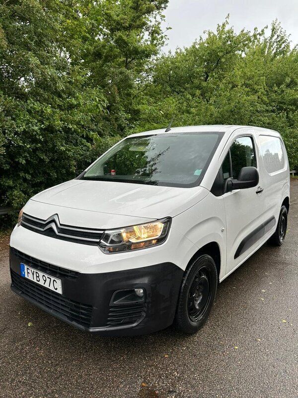 Begagnad 2020 Citroën Berlingo Minibuss | 94 900 kr (Superpris) - Bild 1/4