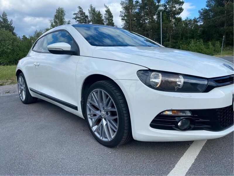 Vit Begagnad 2010 VW Scirocco Sportkupé | 50 000 kr (Superpris) - Bild 1/4