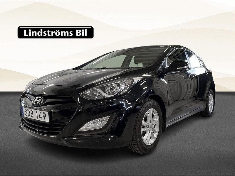 Svart Begagnad 2014 Hyundai i30 Premium Halvkombi | 139 900 kr (Lite dyr) - Bild 1/4