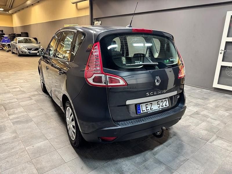Begagnad Renault Scénic III 110 HK (80 kW) 2010 Grå Minibuss