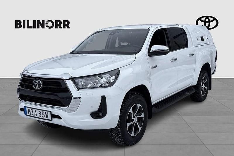 Begagnad Toyota HiLux 151 HK (111 kW) 2024 Vit Pickup