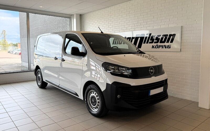 Vit Ny 2025 Opel Vivaro Van | 418 625 kr (Bra pris) - Bild 1/4