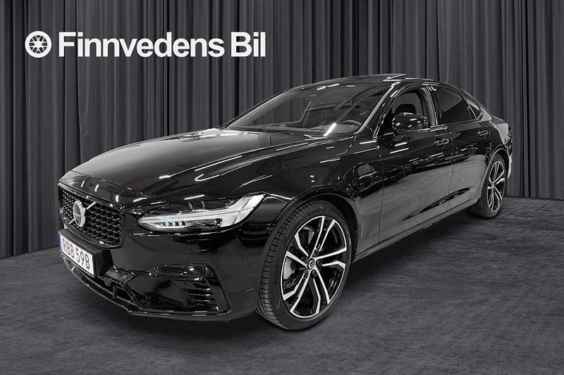 Svart Begagnad 2024 Volvo S90 Ultimate Sedan | 502 800 kr (Marknadspris) - Bild 1/4