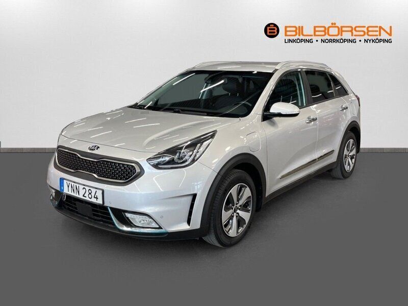 Grå Begagnad 2018 Kia Niro Advance SUV | 199 900 kr (Lite dyr) - Bild 1/4