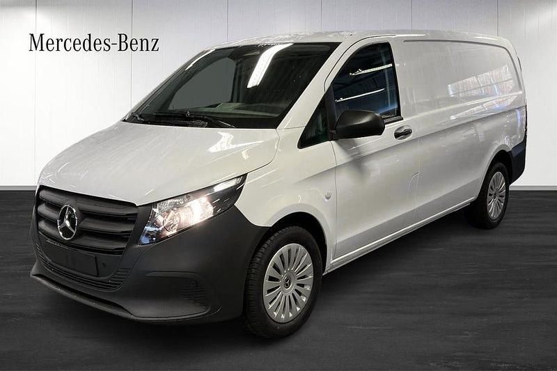 Vit (white) Ny 2025 Mercedes Vito Minibuss | 548 625 kr (Marknadspris) - Bild 1/4