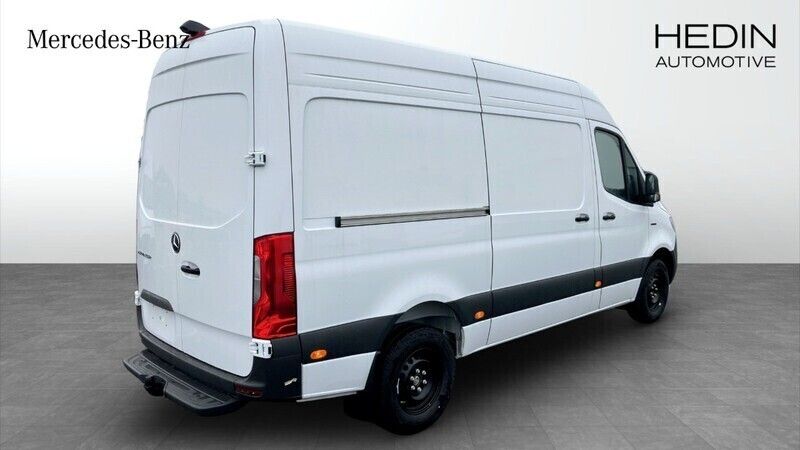 Begagnad Mercedes E-Sprinter 11 kW (15 HK) 2024 Vit Van