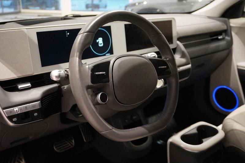 Begagnad Hyundai Ioniq 5 Advanced 2022 Gul SUV