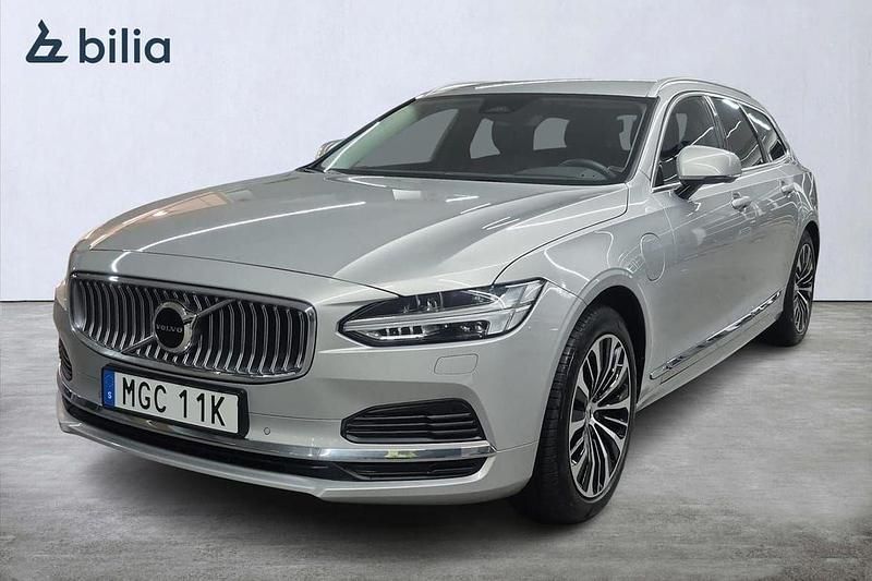 Silver Begagnad 2022 Volvo V90 Core Kombi | 415 000 kr (Marknadspris) - Bild 1/3